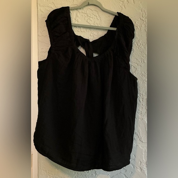 Old Navy Tie Back Cutout Black Blouse - Picture 5 of 12